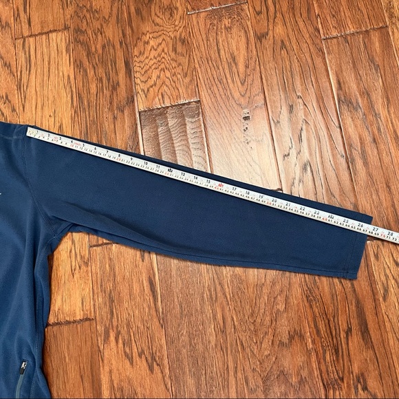 NEW. Eddie Bauer fleece jacket. - Picture 5 of 8